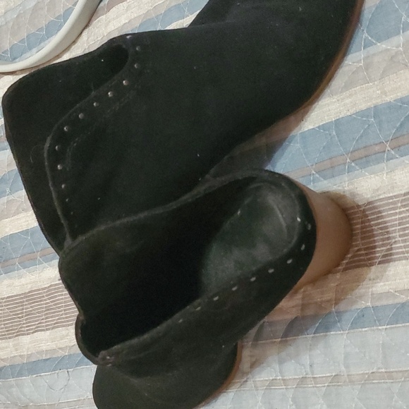 Sonoma Booties - Picture 2 of 5